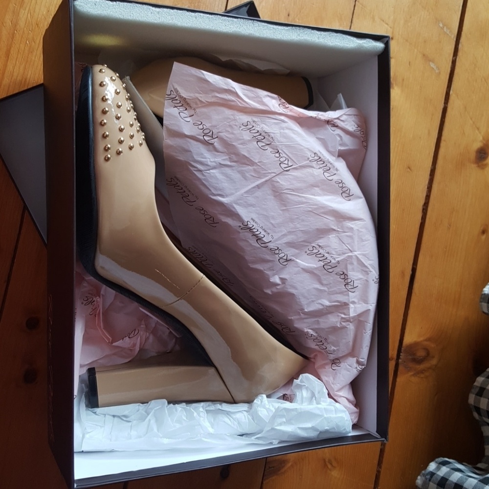 Nude Patent Heels